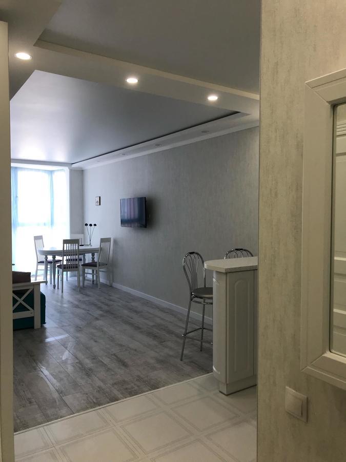 Luxe Apartment On Drahomanova كييف المظهر الخارجي الصورة